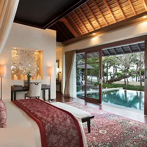 Villa The Royal Santrian